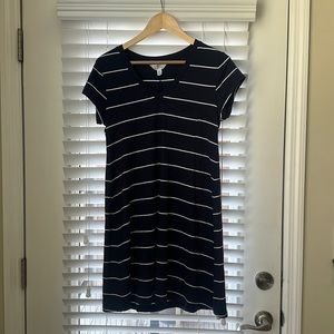 Size L petite Market and Spruce tshirt dress